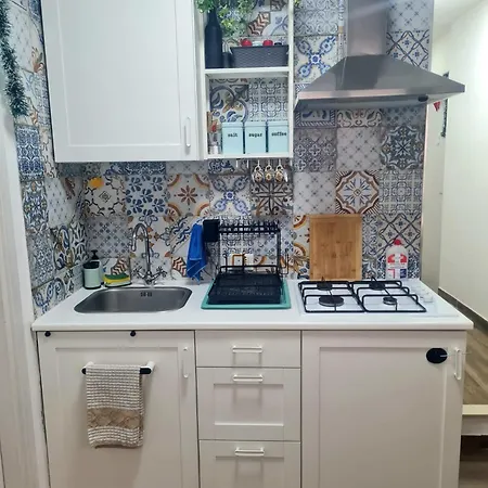 Nexus House בית הארחה
