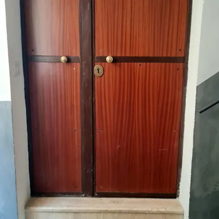 Nexus House בית הארחה נאפולי