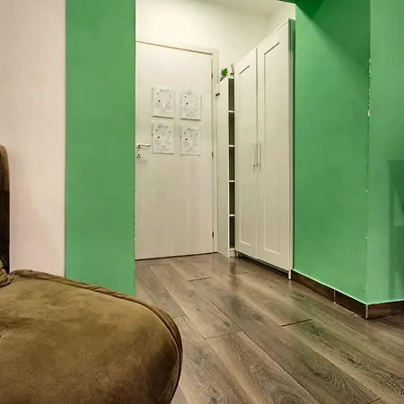 Guest house Nexus House