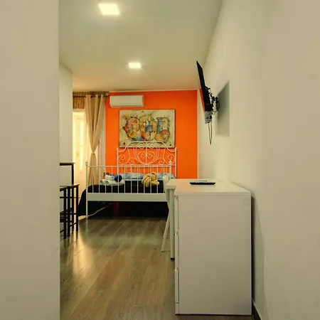 Nexus House Affittacamere Napoli